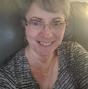 Meet your Posher, Toni